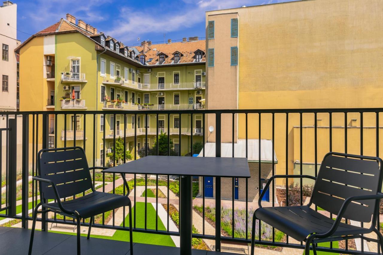 Отель Barcelo